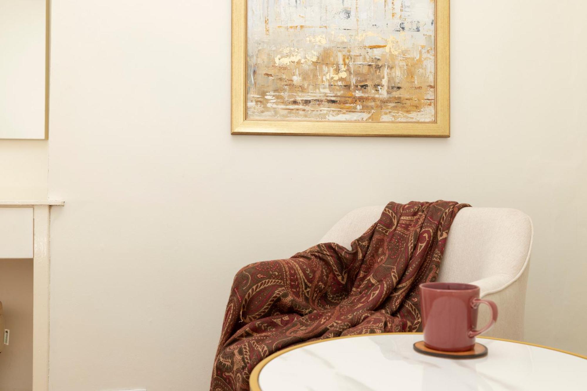 Joivy Modern Flat In City Centre - For Up To 3 Guests Edimburgo Exterior foto